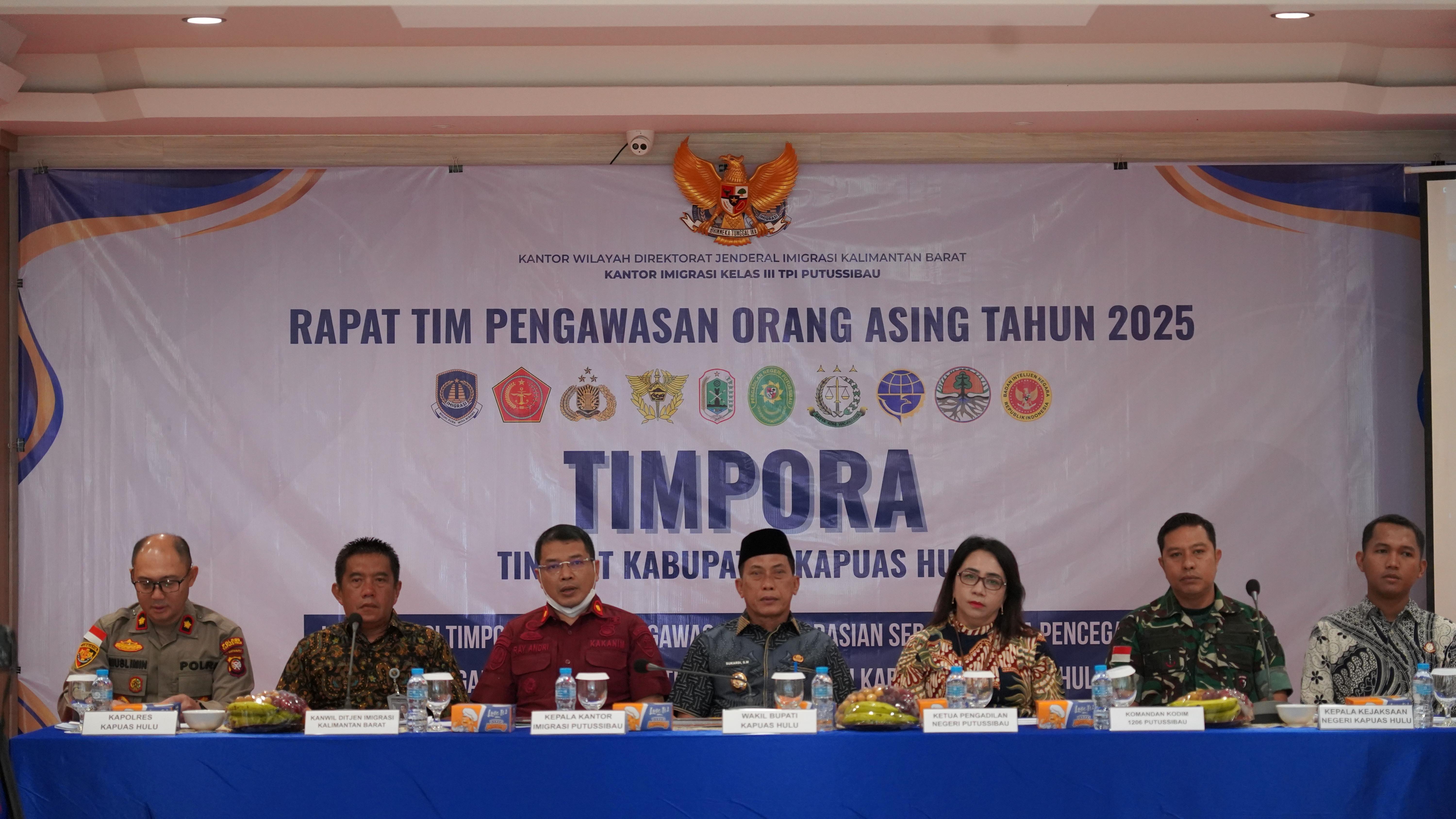 Imigrasi Putussibau Gelar Rapat Timpora, Perkuat Sinergi Pengawasan Orang Asing di Kapuas Hulu